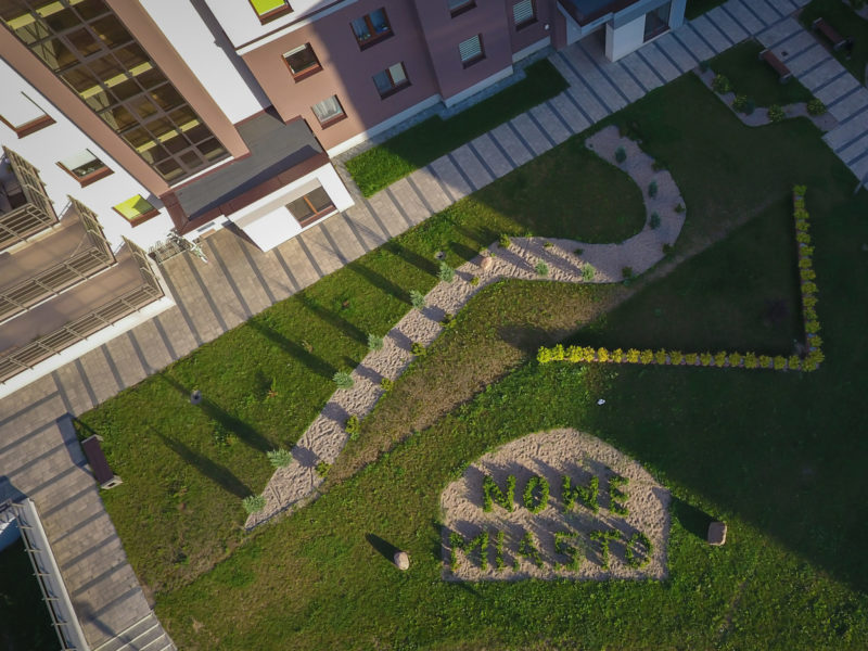 Zagospodarowanie terenu przy budynku wielorodzinnym Pileckiego 1