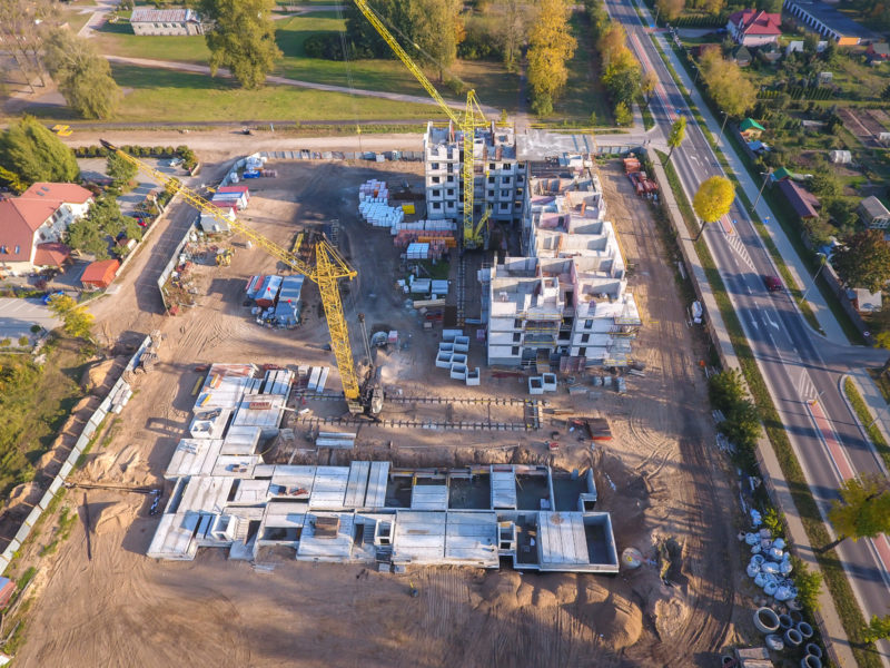 Plac budowy mieszkań w Grajewie
